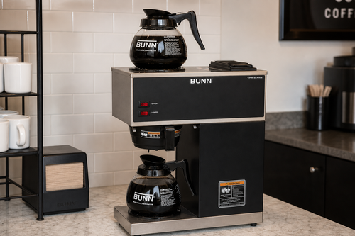 BUNN VPR commercial drip coffee brewer with dual glass carafes on warming plates