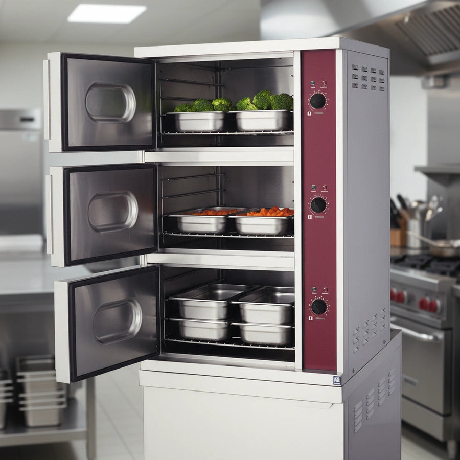 Cook diverse dishes simultaneously and efficiently with the steamer's independently controlled two-compartment design.