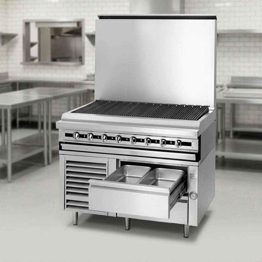 Showcasing high pan capacity, each drawer accommodates two full-size 12" x 20" x 6" deep food pans for abundant ingredient storage.