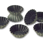 Thumbnail image #1 for Matfer Bourgeat Exopan 330647 Fluted Brioche Mold, 3-1/2" Diameter x 1-1/4" High, Nonstick Coated Steel