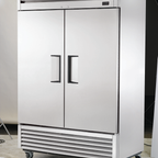 Thumbnail image #5 for True Mfg. - General Foodservice T-49F-HC Two-Section Reach-In Freezer, Self-Contained Bottom-Mount, Solid Hinged Doors, -10°F