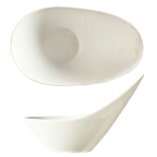 Thumbnail image #1 for Libbey Chef's Selection II BW-6707 Oval Slanted Porcelain Pasta Bowl, 10 oz, 7-inch