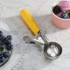 Thumbnail image #2 for New Star Foodservice Inc. 34844 Ice Cream Disher Scoop, #20, 2–2.75 oz, Stainless Steel, Yellow Handle Case of 72