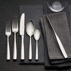 Thumbnail image #1 for 1880 Hospitality Vasari by Oneida® T009KDTF Dinner Knife, 9-1/4", Curved Handle, 18/10 Stainless Steel, Mirror Finish Pack of 1 Dozen