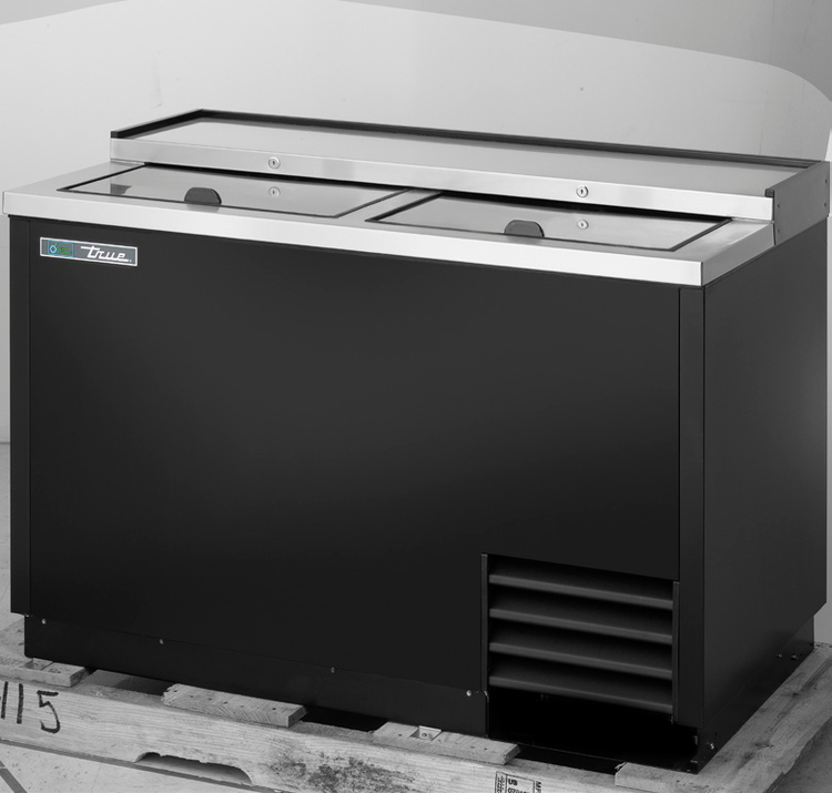 Product image #5 for True TD-50-18-HC Flat Top Bottle Cooler with Stainless Steel Countertop and Dual Lids