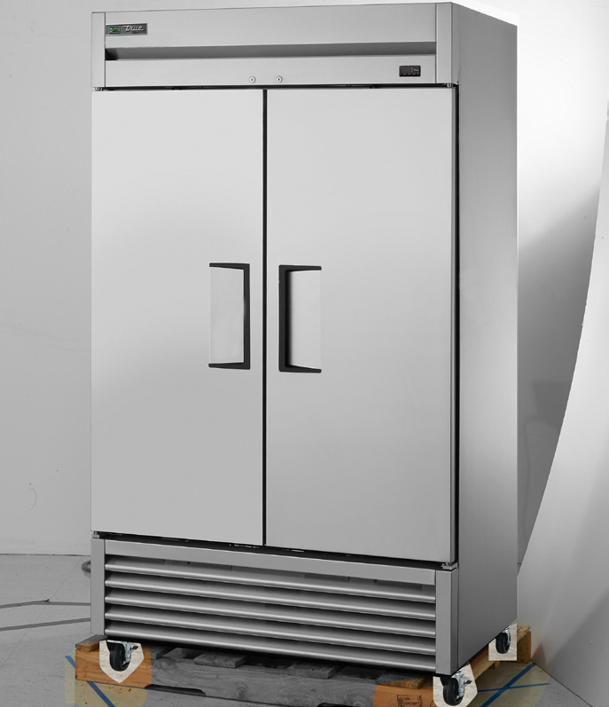 Product image #5 for True Two-Section Reach-In Freezer, -10°F, Stainless Steel, Self-Contained Bottom Mount