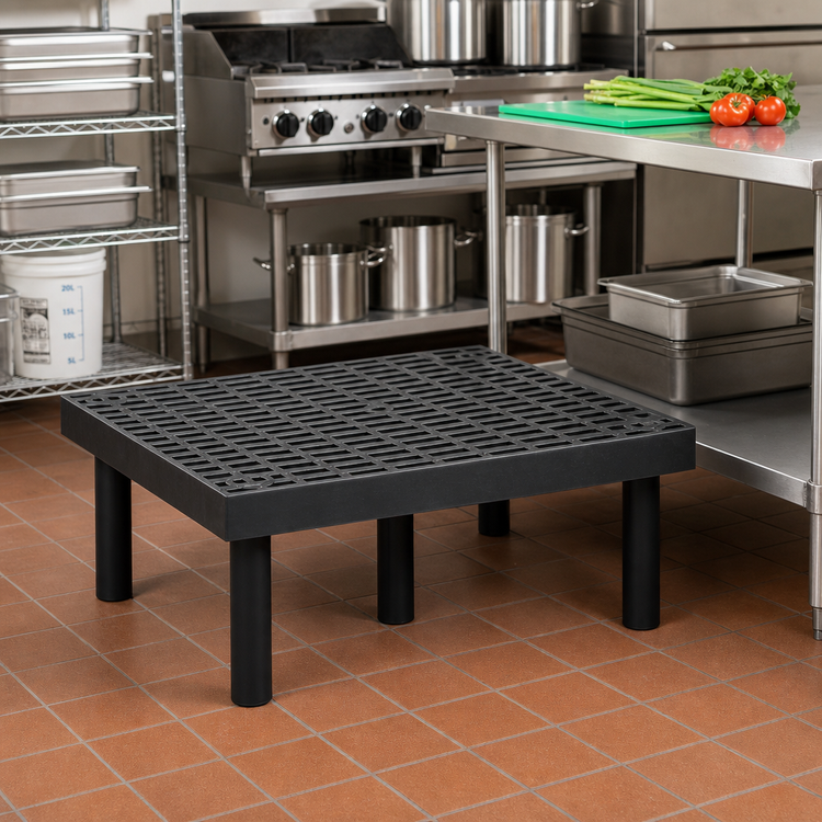Product image #2 for Quantum Vented Polyethylene Dunnage Rack, 500 lb. Capacity