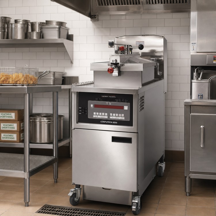 Product image #2 for Henny Penny PFG-600 Gas Commercial Pressure Fryer, 4-Head, Built-In Filtration, 43 lb Oil Capacity