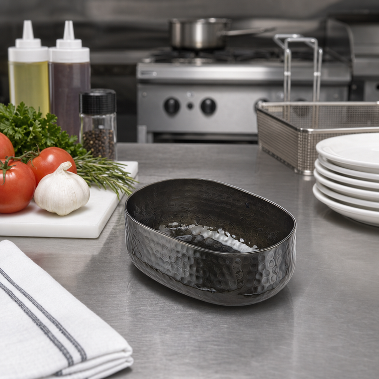 Product image #2 for American Metalcraft Hammered Aluminum Oval Entrée Basket, 25 oz., Black