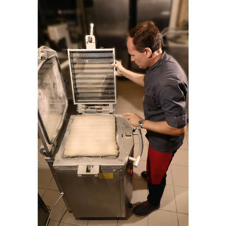 Product image #2 for JAC TRADIFORM Automatic Hydraulic Dough Divider-Moulder, 20-Portion Floor Model