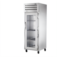 True SPEC SERIES 1-Section Reach-In Heated Holding Cabinet with Locking Glass Door