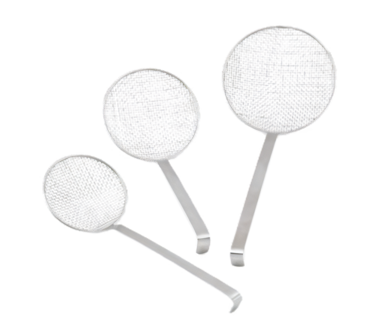 Product image #1 for Vollrath 17-2/3 Inch One-Piece Wire Mesh Skimmer with Hooked Satin-Finish Handle, 18/8 Stainless Steel