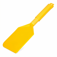 Sparta® 13-1/2 Inch Flexible Nylon Paddle Scraper with Plastic Handle
