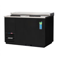 Everest Refrigeration EGC50 Solid Slide Lid Glass & Plate Chiller, 15 Cu. Ft., 49-1/2 Inch Wide, Deep Well