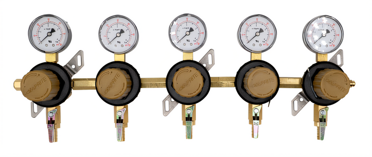 Product image #1 for Glastender Low Pressure Wall-Mount CO2 or Nitrogen Regulator Kit for 5 Products